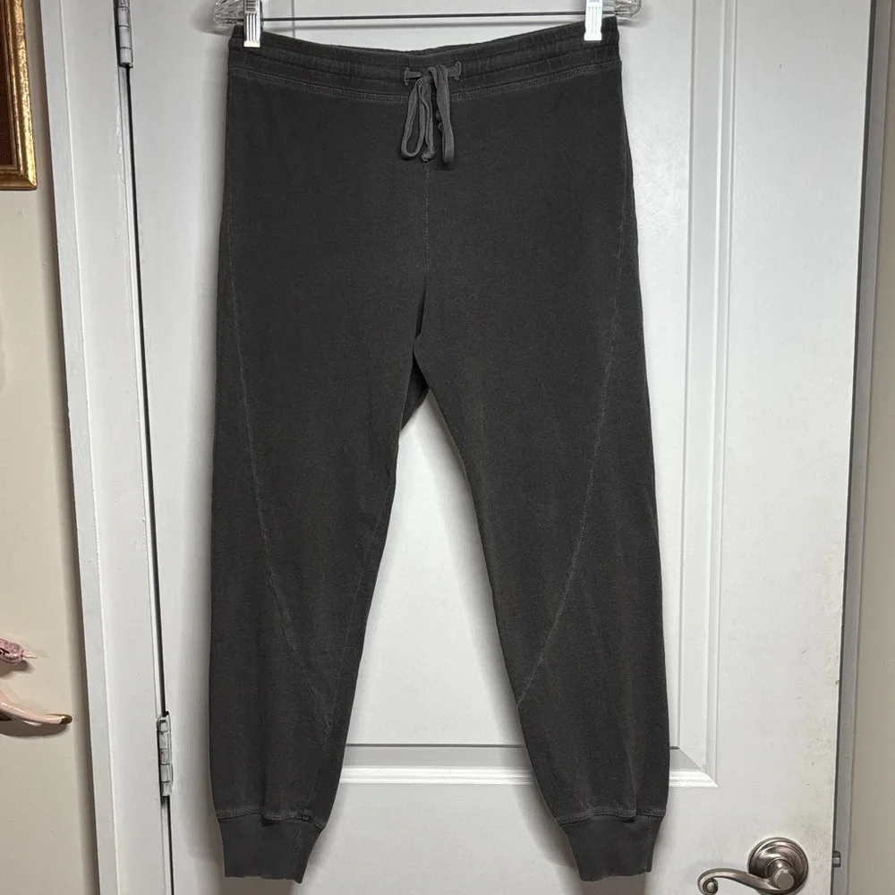 Wilt Twist Shrunken Sweatpants in Washed Black - Picture 2 of 7